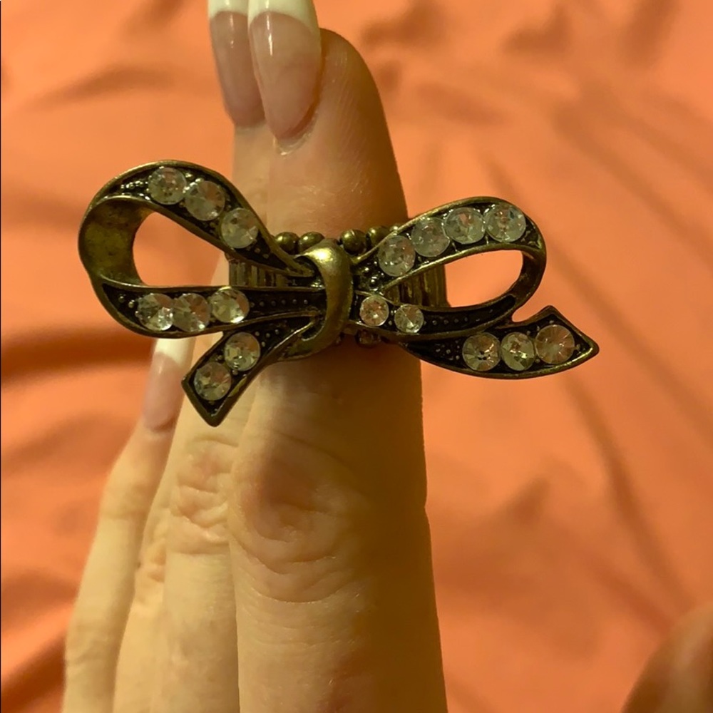 Bow ring